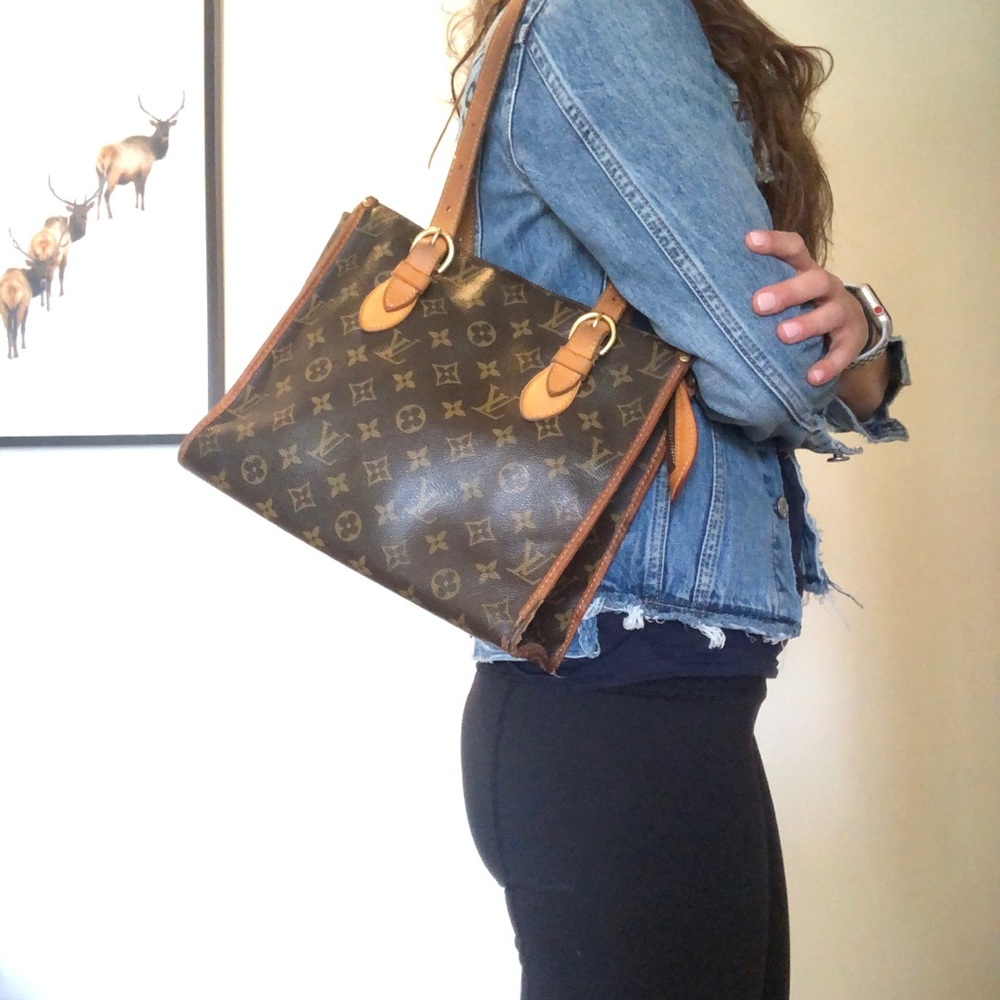 PURSE PARTY! NEW BAGS COMING THIS WEEKEND! (3/8) - Picture 4 of 6